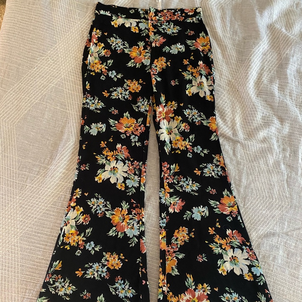 Zara floral pants